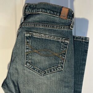 Abercrombie & Fitch RARE ERIN STRAIGHT LEG